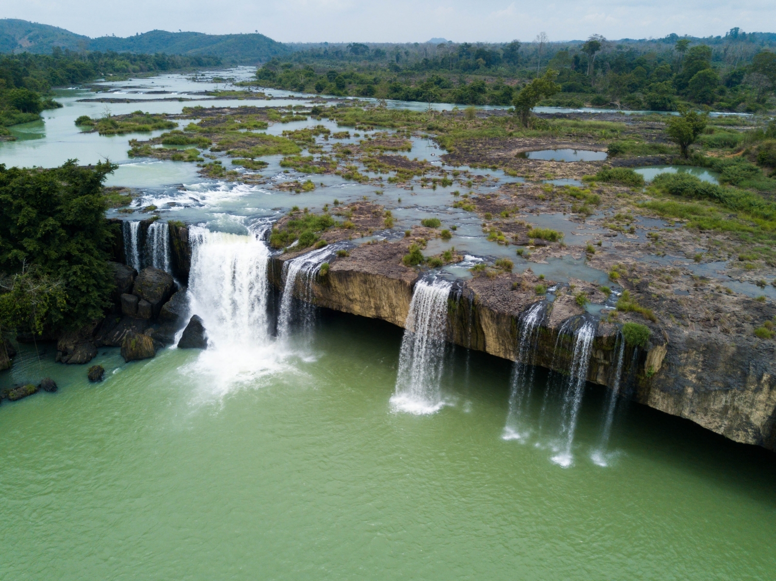 GIA LONG WATERFALL TOUR